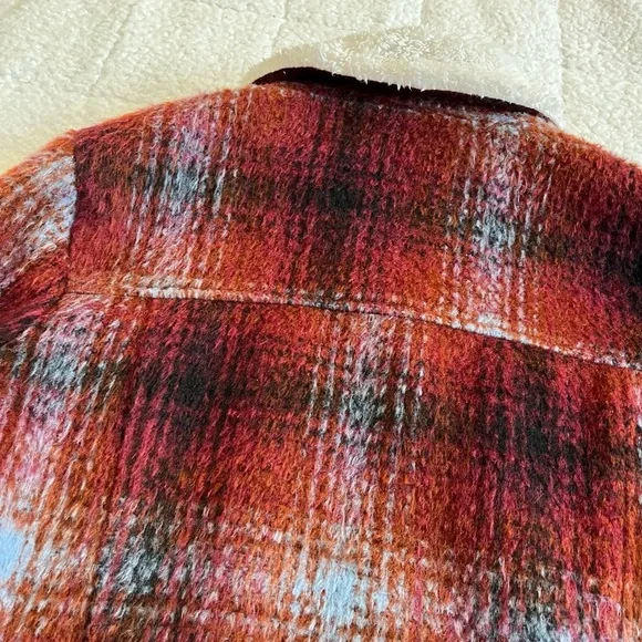Plaid Sherpa-Lined Trucker Jacket - Picture 14 of 16